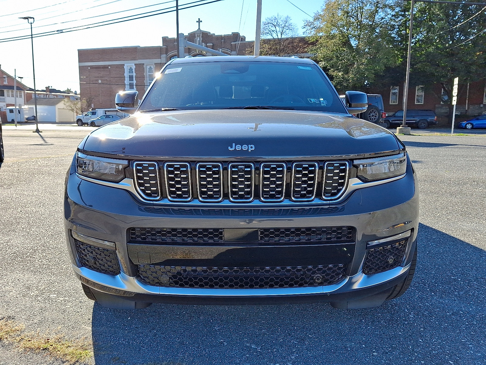 New 2025 Jeep Grand Cherokee L Summit image 2