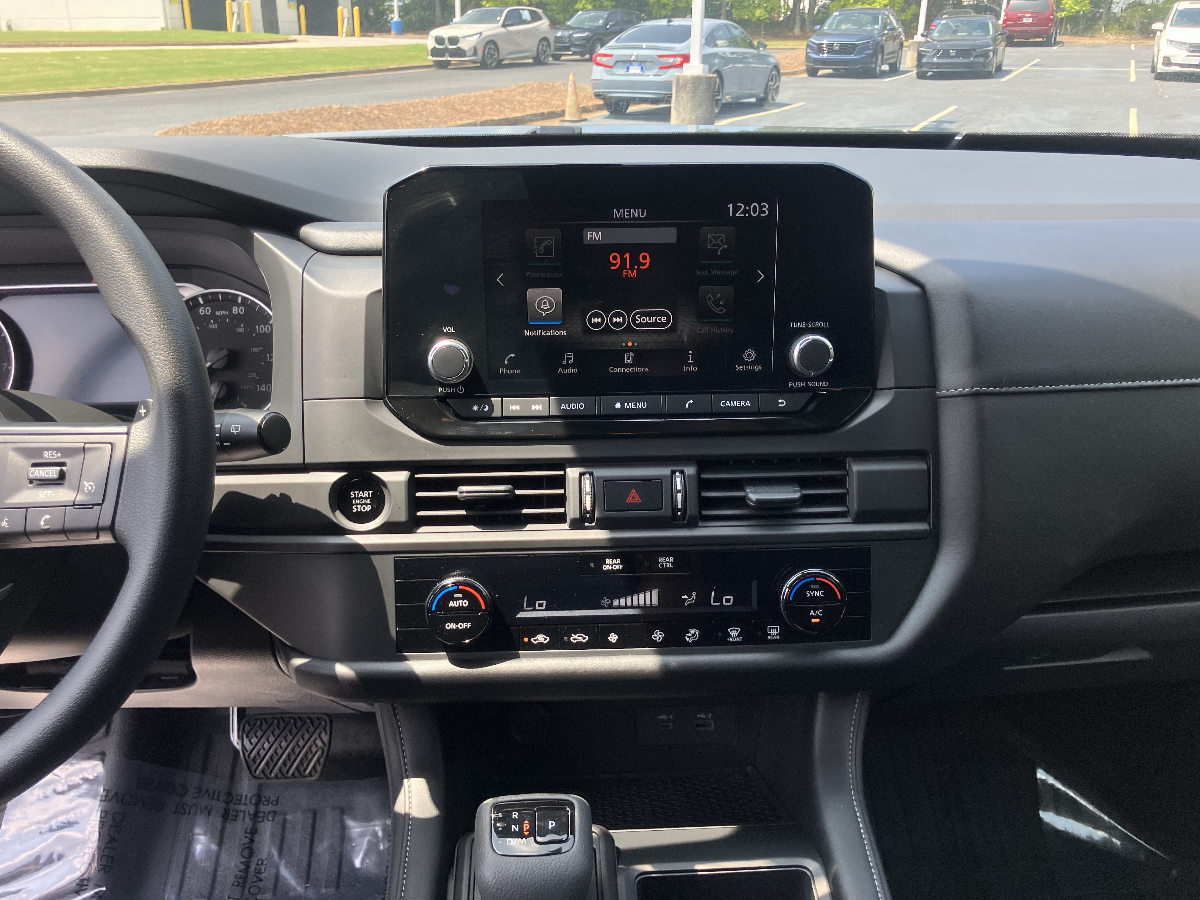 Used 2025 Nissan Pathfinder S FWD image 25