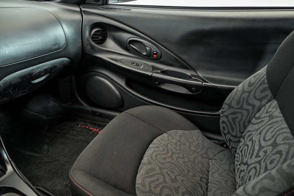 Used 2001 Hyundai Tiburon FWD image 21