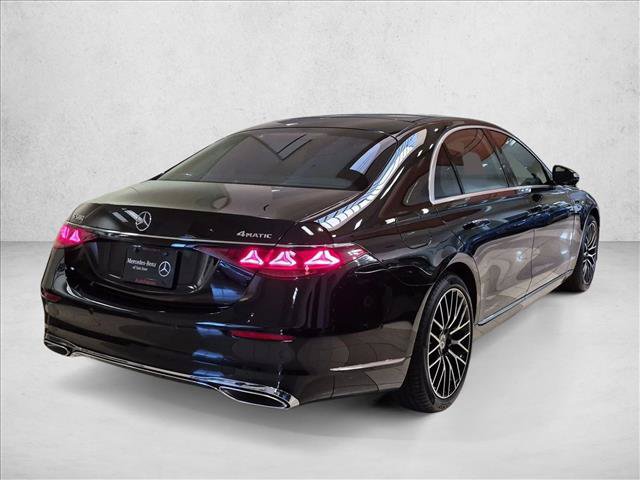 New 2027 Mercedes-Benz S 580 4MATIC Sedan image 2