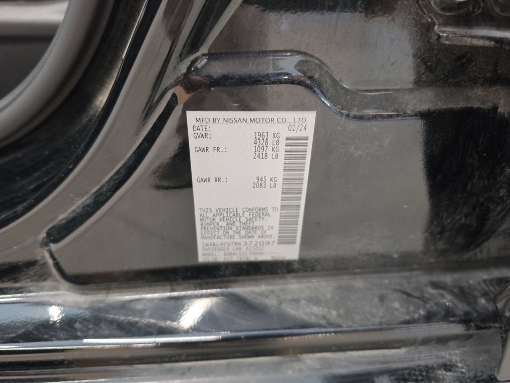 Used 2024 Nissan Altima 2.5 SR FWD image 37