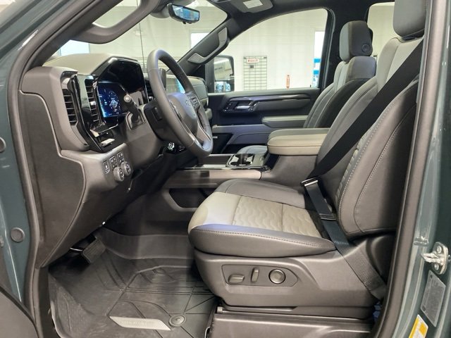 New 2026 Chevrolet Silverado 2500 ZR2 image 24