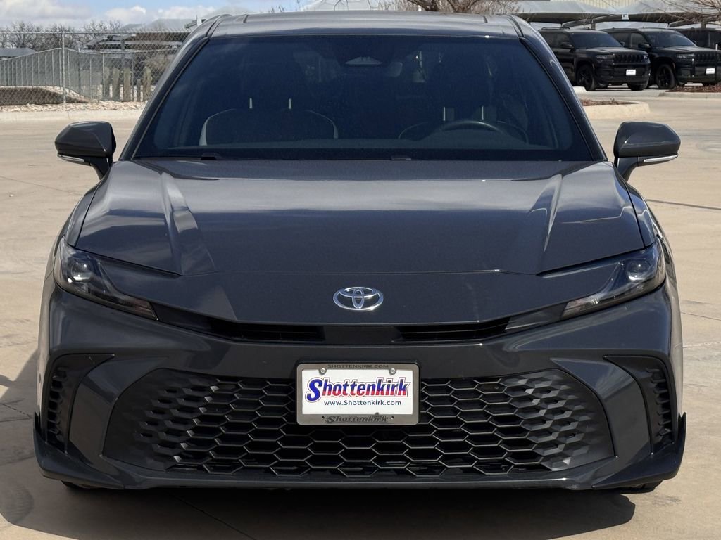 Used 2025 Toyota Camry SE w/ Multimedia Upgrade Package image 7