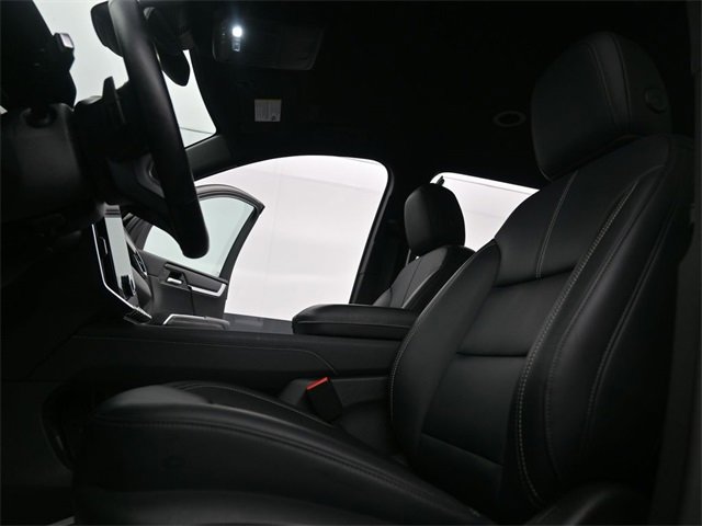 Used 2024 GMC Acadia Elevation image 13