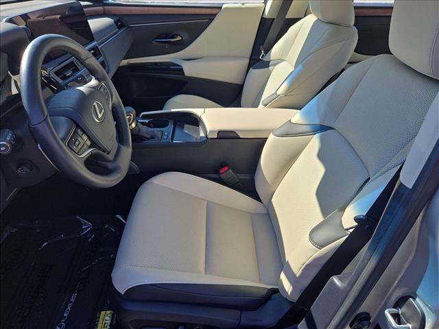 Used 2025 Lexus ES 300h w/ Premium Package FWD image 15
