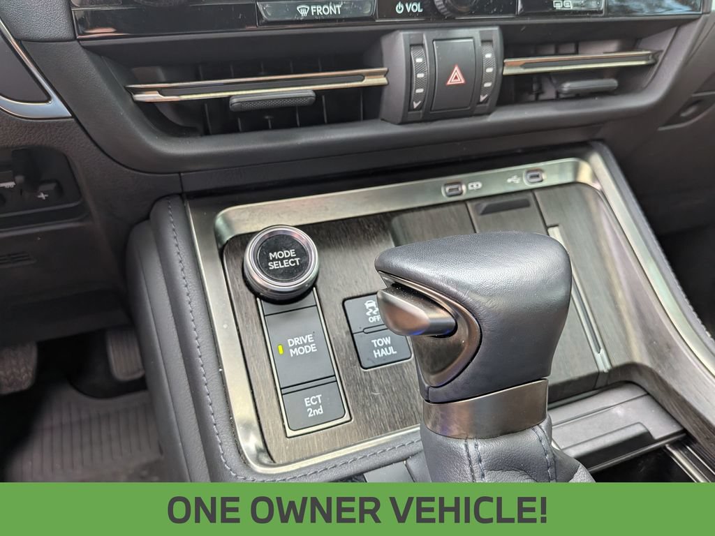 Used 2024 Lexus GX 550 w/ Accessory Package (2T) AWD/4WD image 20