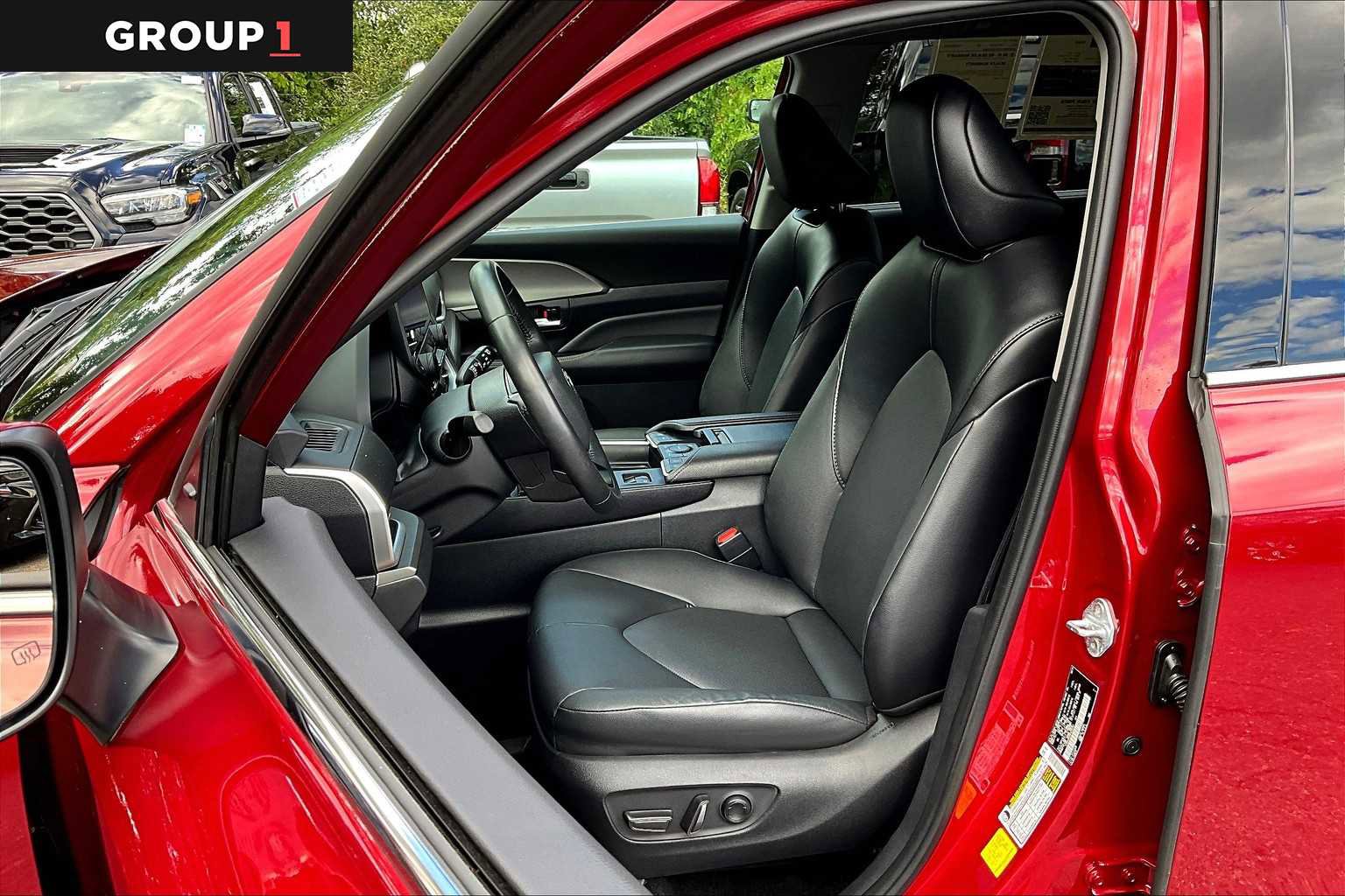 Used 2024 Toyota Grand Highlander XLE image 15