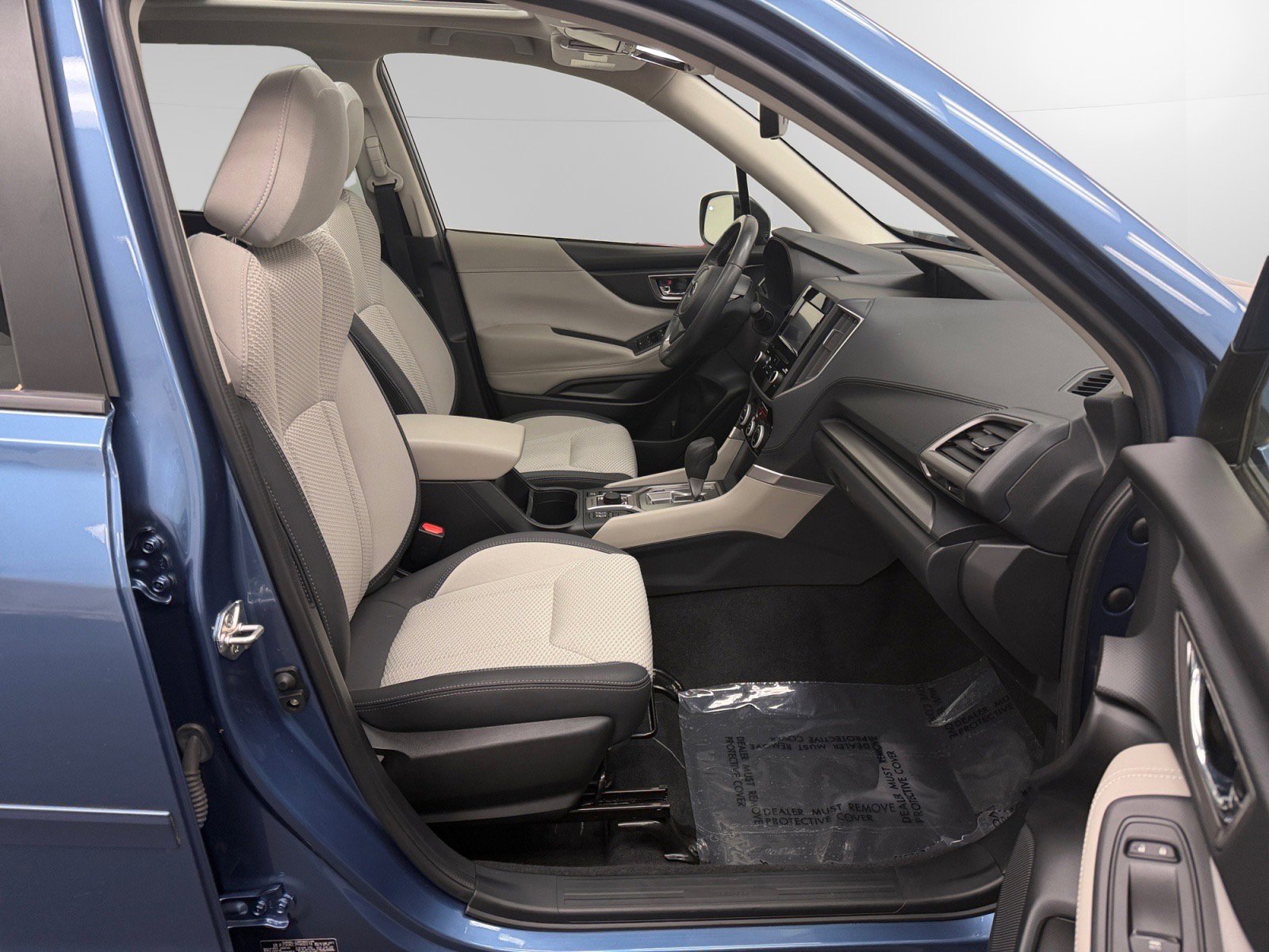 Used 2023 Subaru Forester Premium AWD/4WD image 15