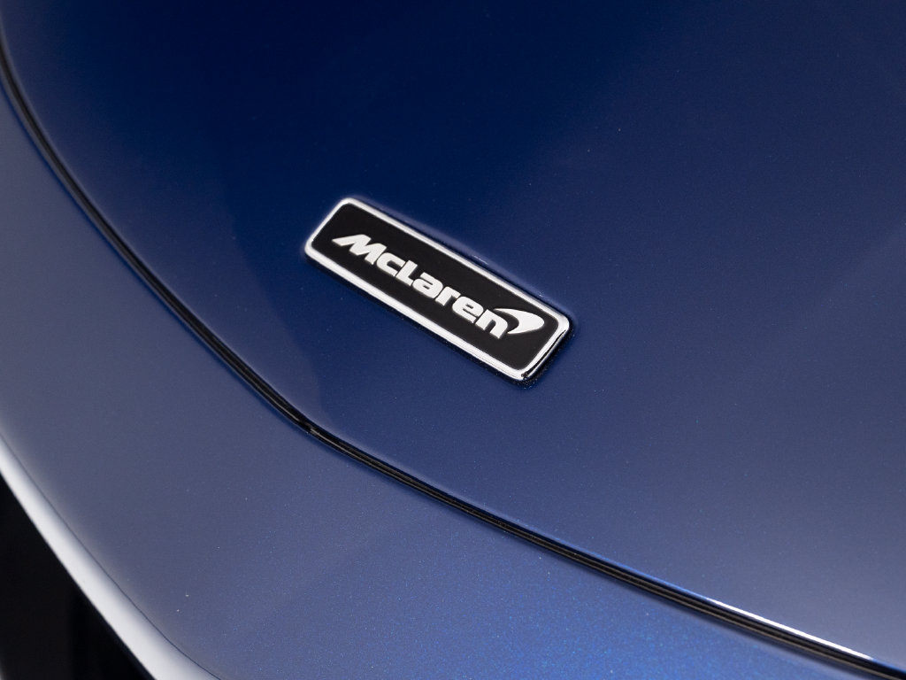 Used 2020 McLaren GT RWD image 38