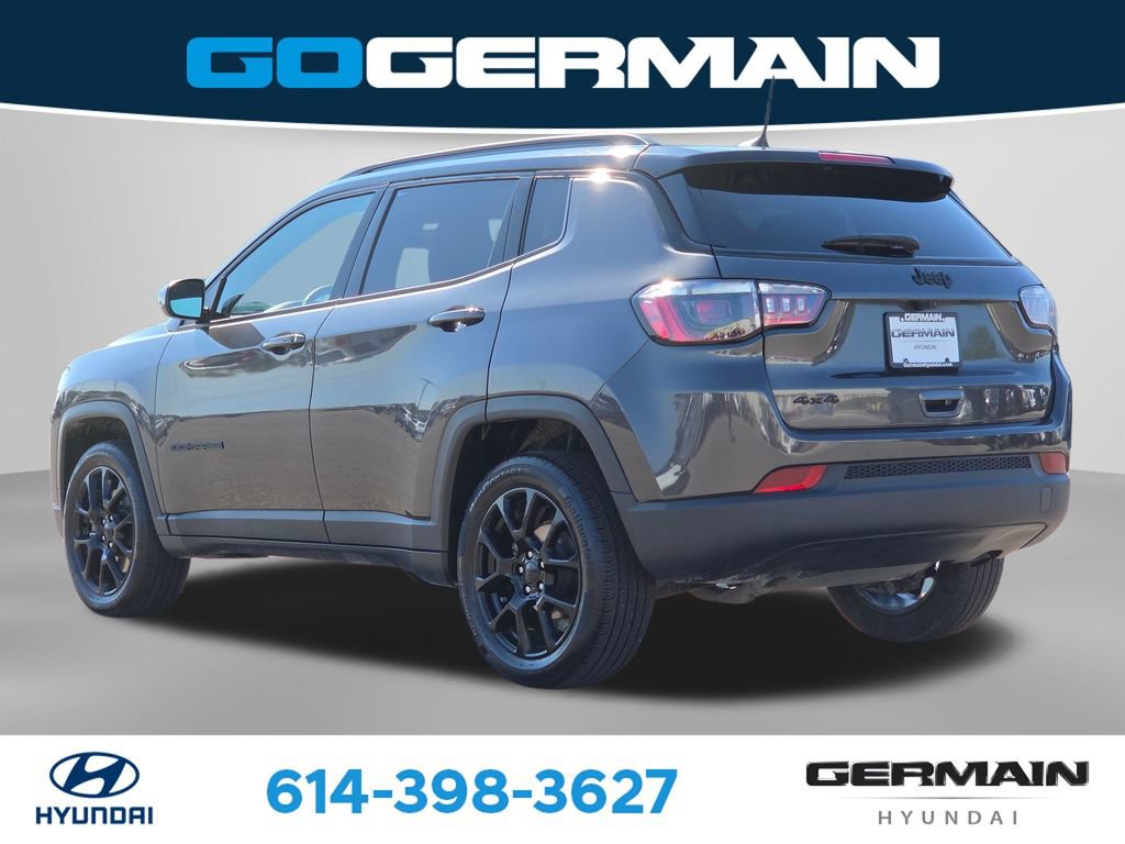 Used 2023 Jeep Compass Latitude w/ Convenience Group AWD/4WD image 10