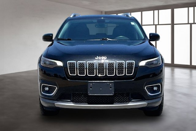 Used 2019 Jeep Cherokee Limited AWD/4WD image 3