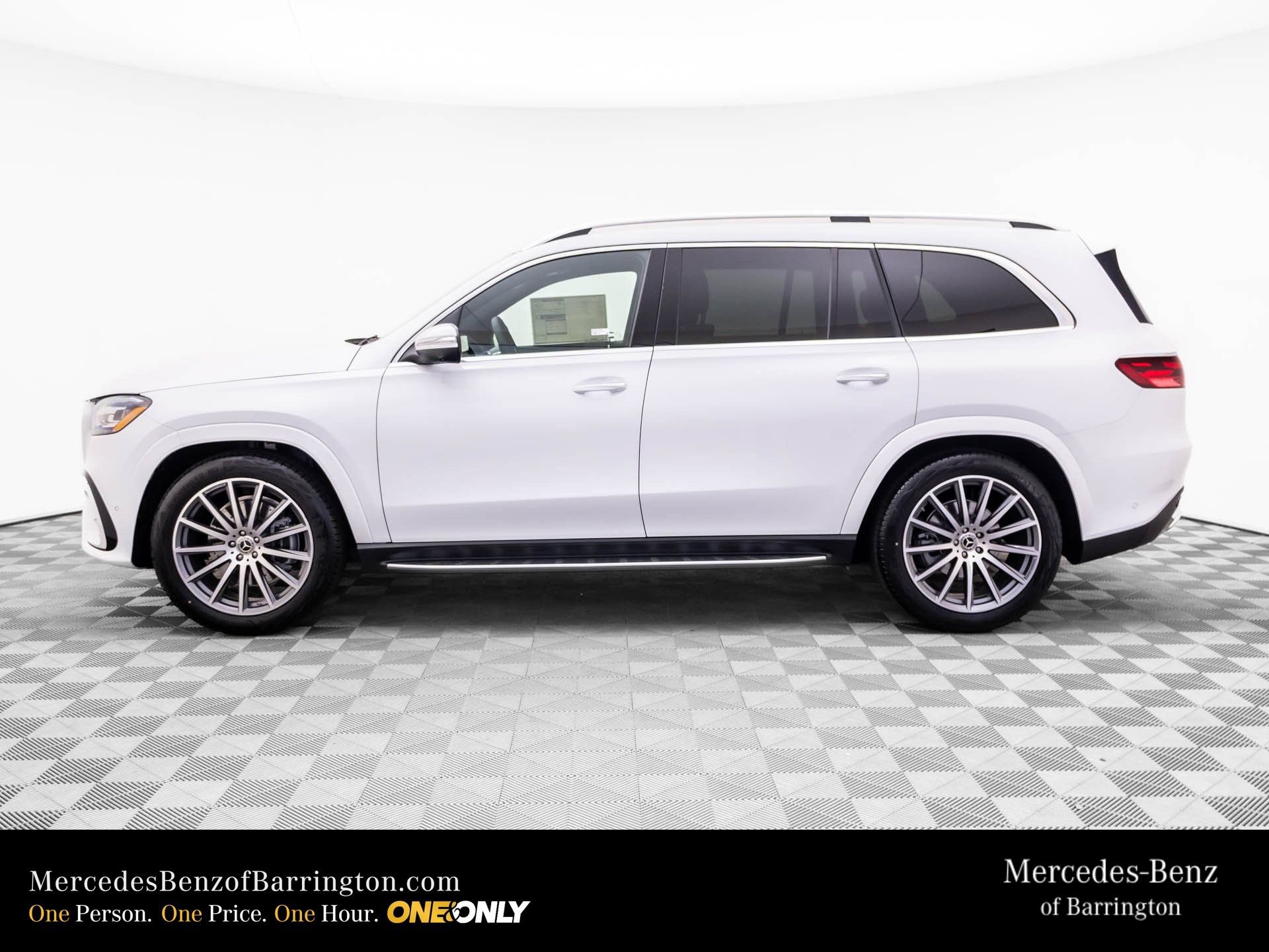 New 2026 Mercedes-Benz GLS 580 4MATIC image 2