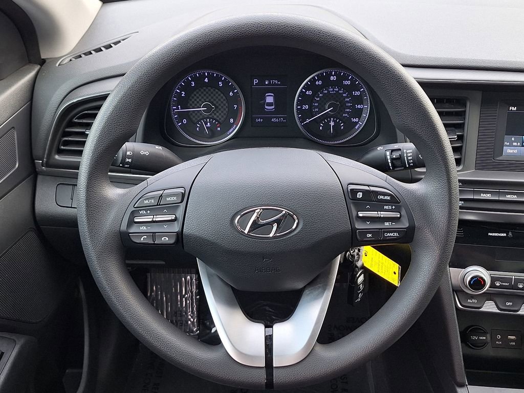 Used 2020 Hyundai Elantra SE w/ Cargo Package (C1) image 14