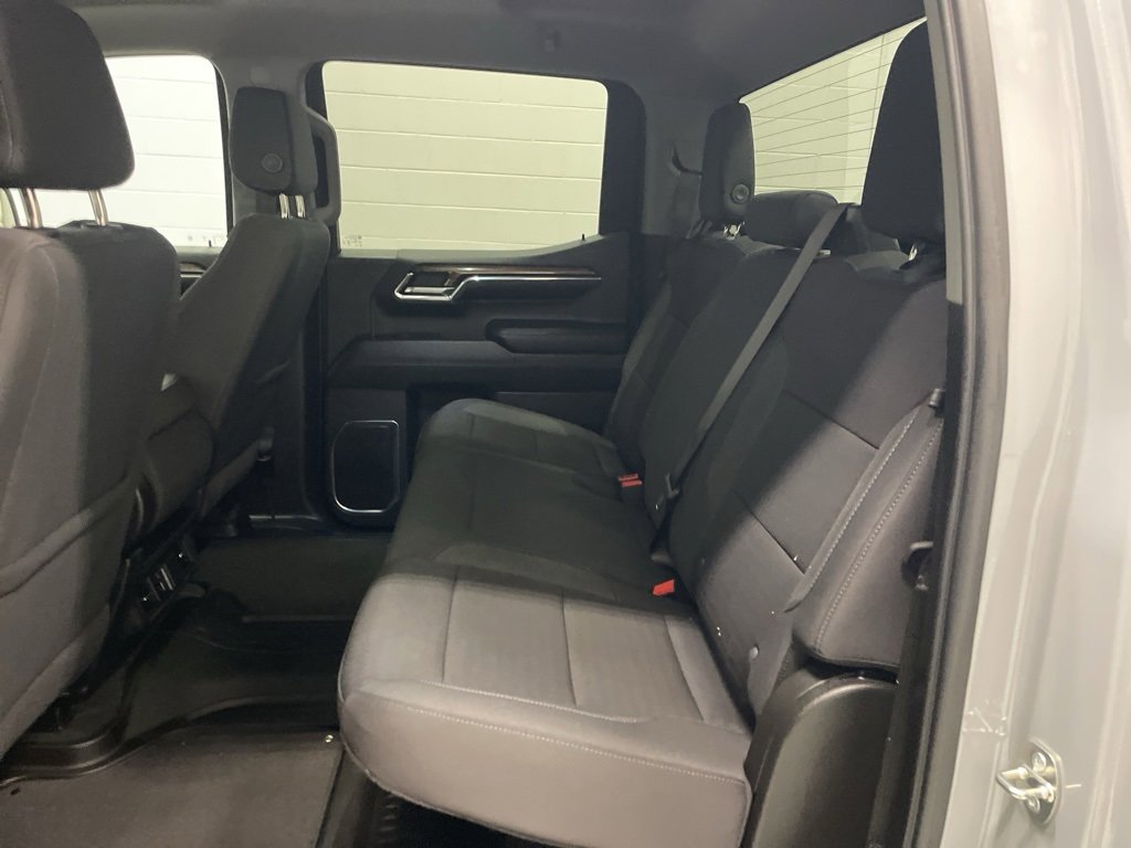 Used 2024 Chevrolet Silverado 1500 LT image 13
