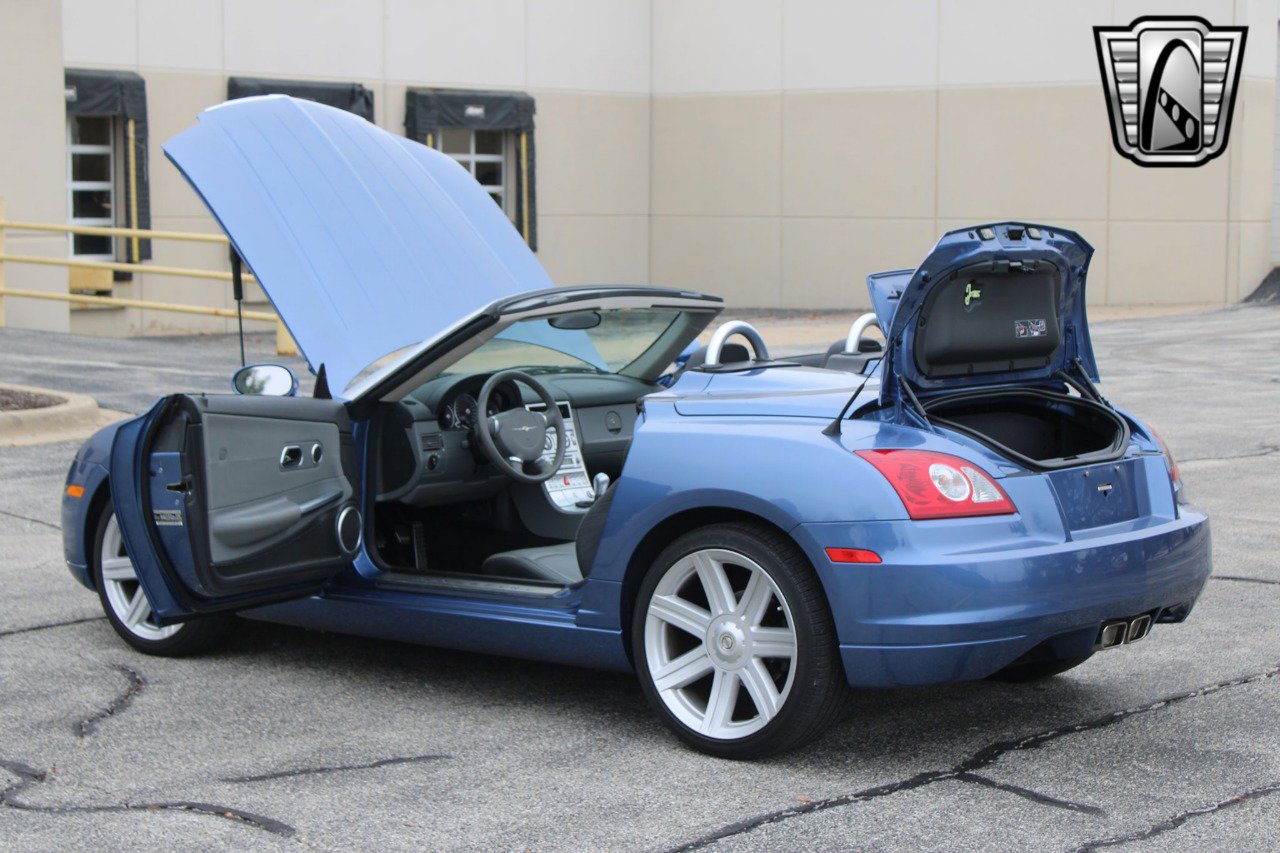 Used 2007 Chrysler Crossfire Limited image 18