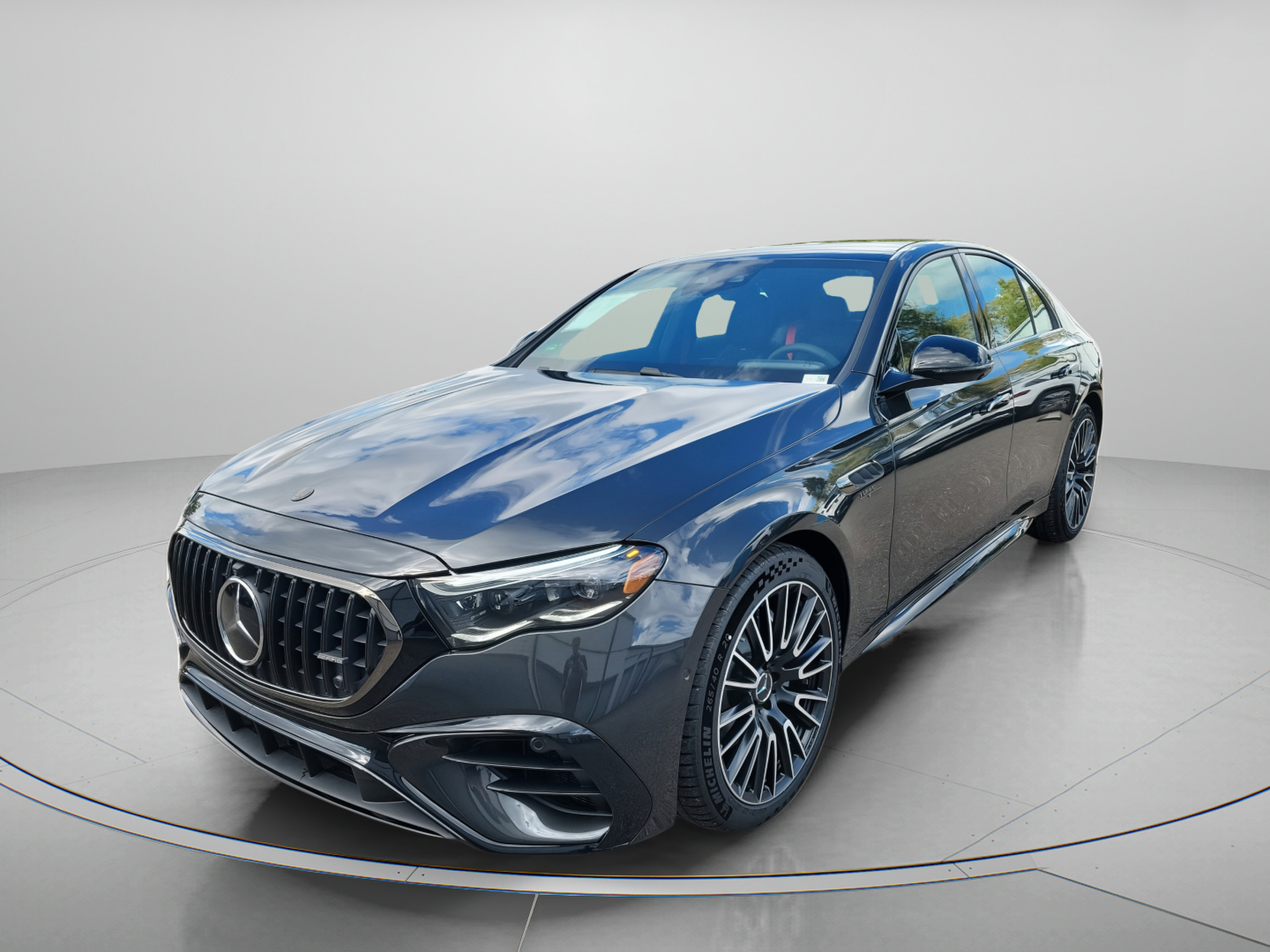 Certified 2026 Mercedes-Benz E 53 AMG e 4MATIC Sedan image 2