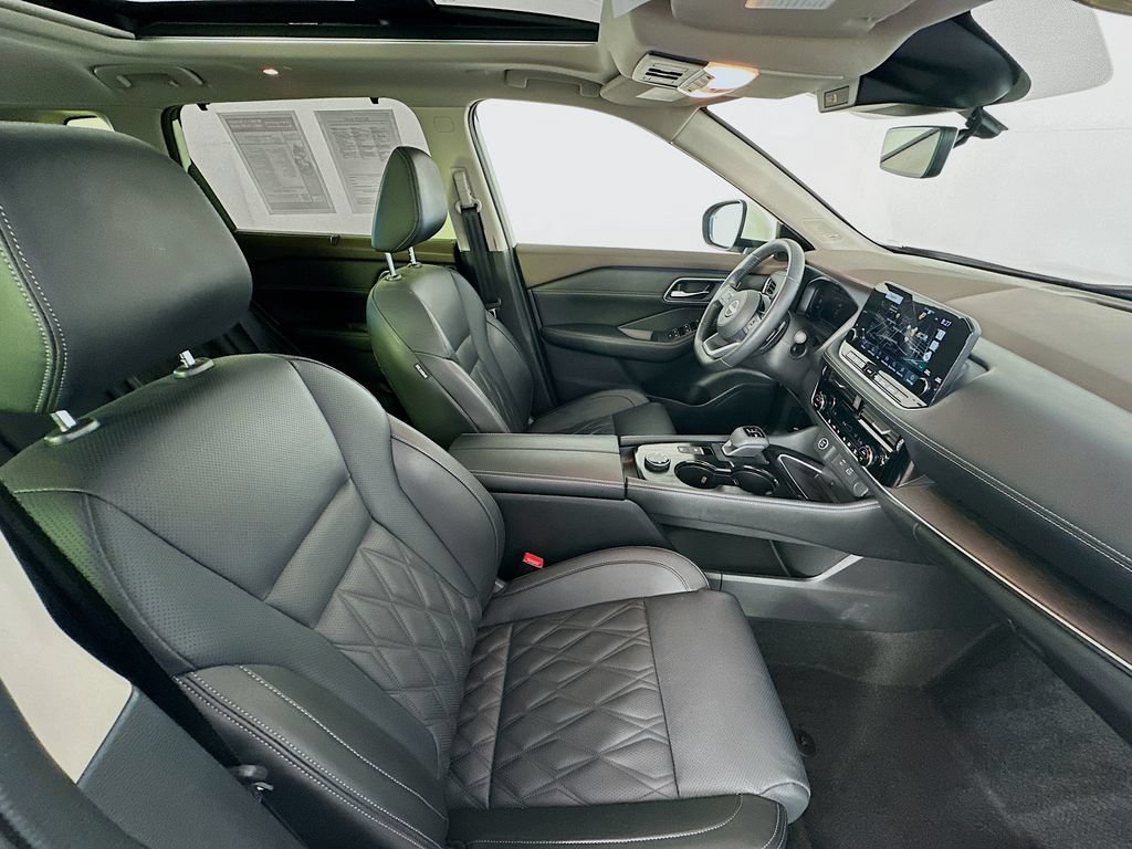 Certified 2023 Nissan Rogue Platinum AWD/4WD image 36