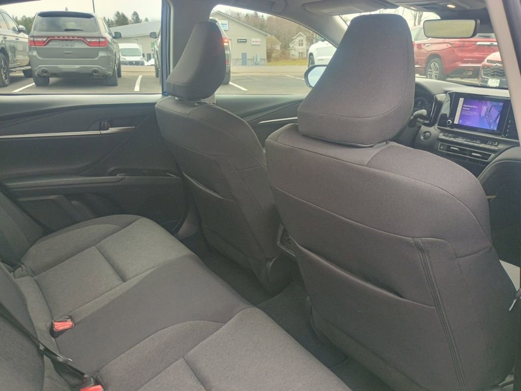 Used 2025 Toyota Camry LE w/ Convenience Package AWD/4WD image 20