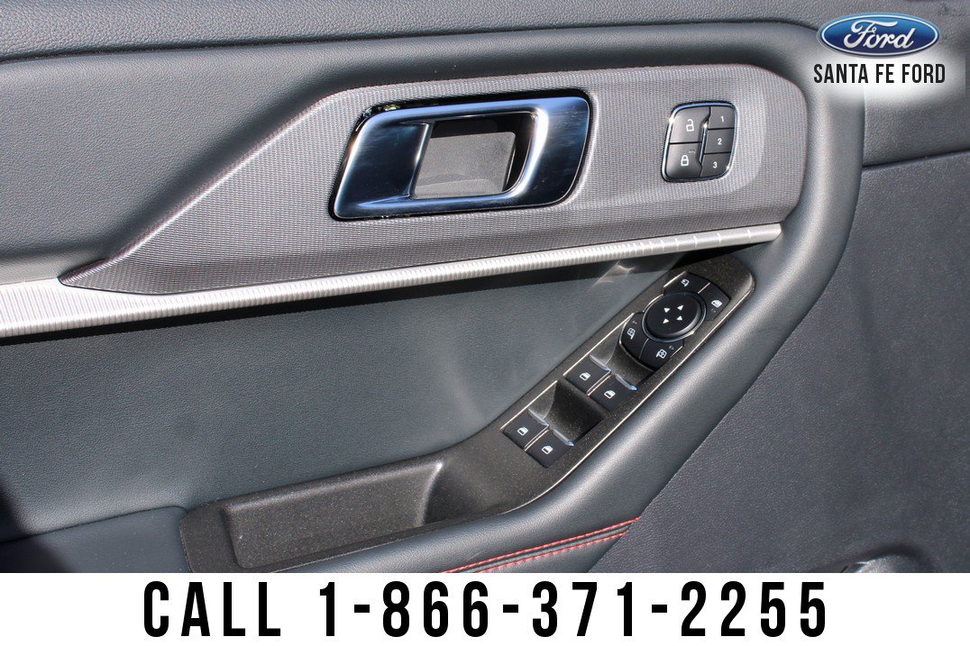 Used 2025 Ford Explorer ST-Line w/ Premium Package RWD image 20
