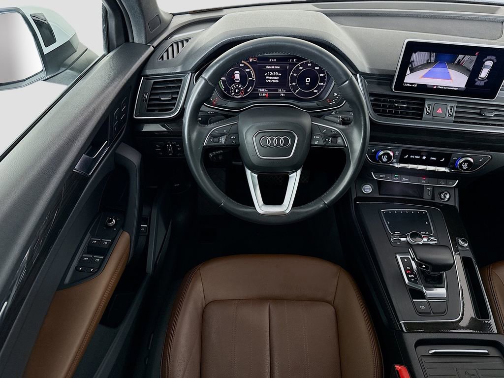 Used 2020 Audi Q5 e Premium Plus w/ Premium Plus Package AWD/4WD image 10