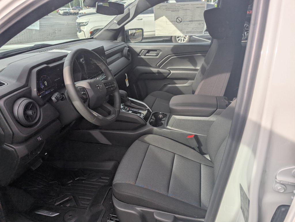 New 2026 Chevrolet Colorado Trail Boss AWD/4WD image 14