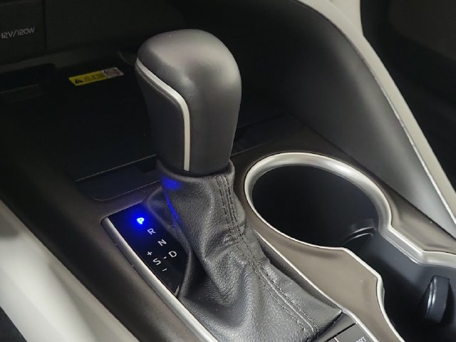 Used 2023 Toyota Camry XLE FWD image 34