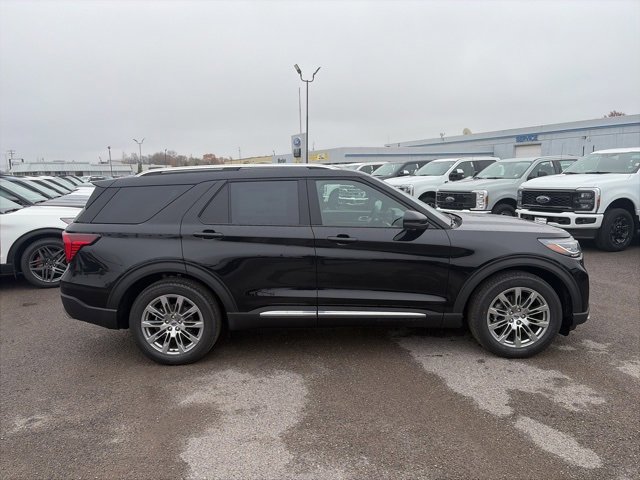 New 2026 Ford Explorer Platinum image 7