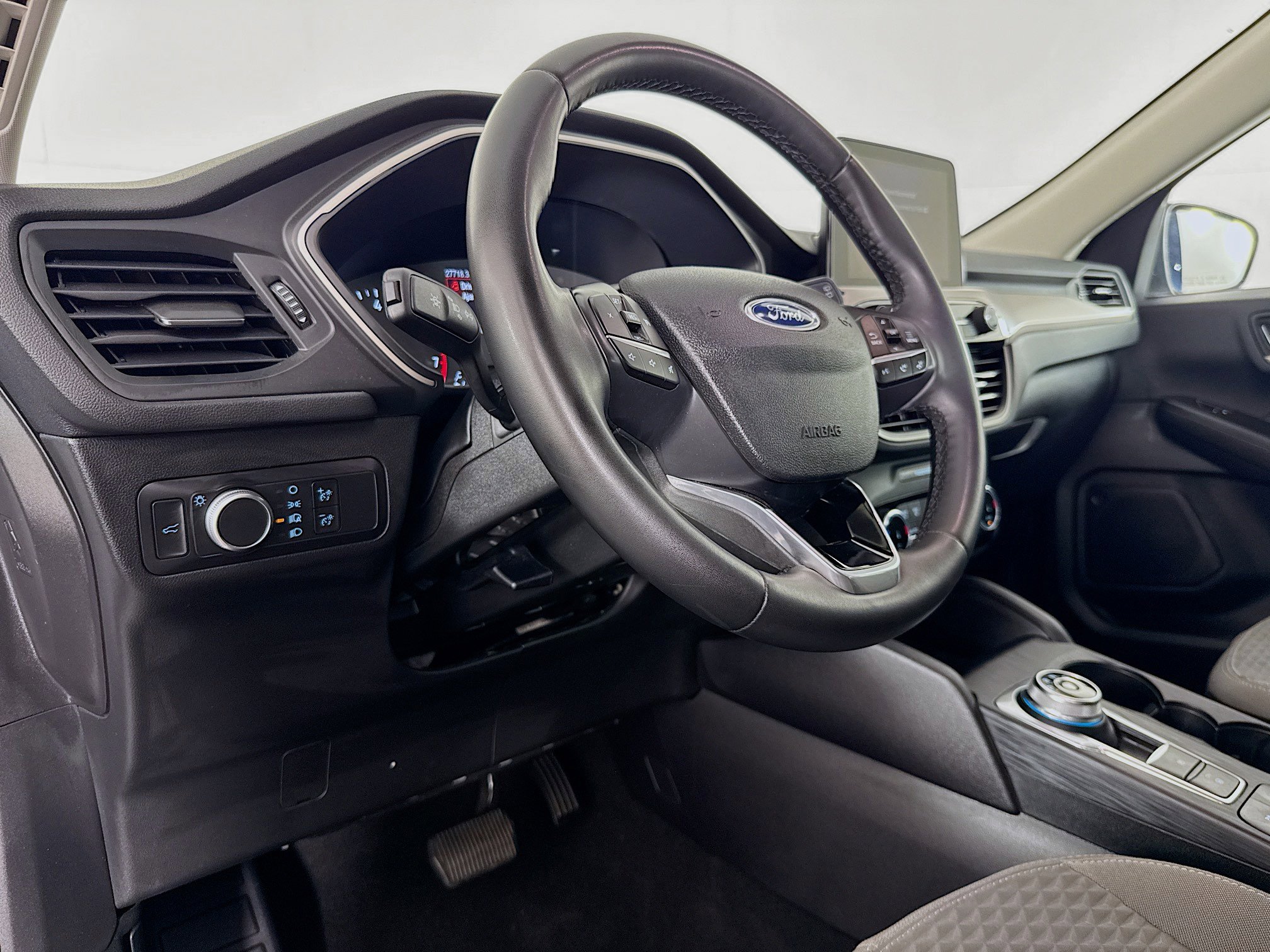 Used 2022 Ford Escape SE w/ Convenience Package image 22