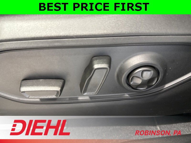 New 2025 Jeep Grand Cherokee Limited w/ Black Appearance Package image 21