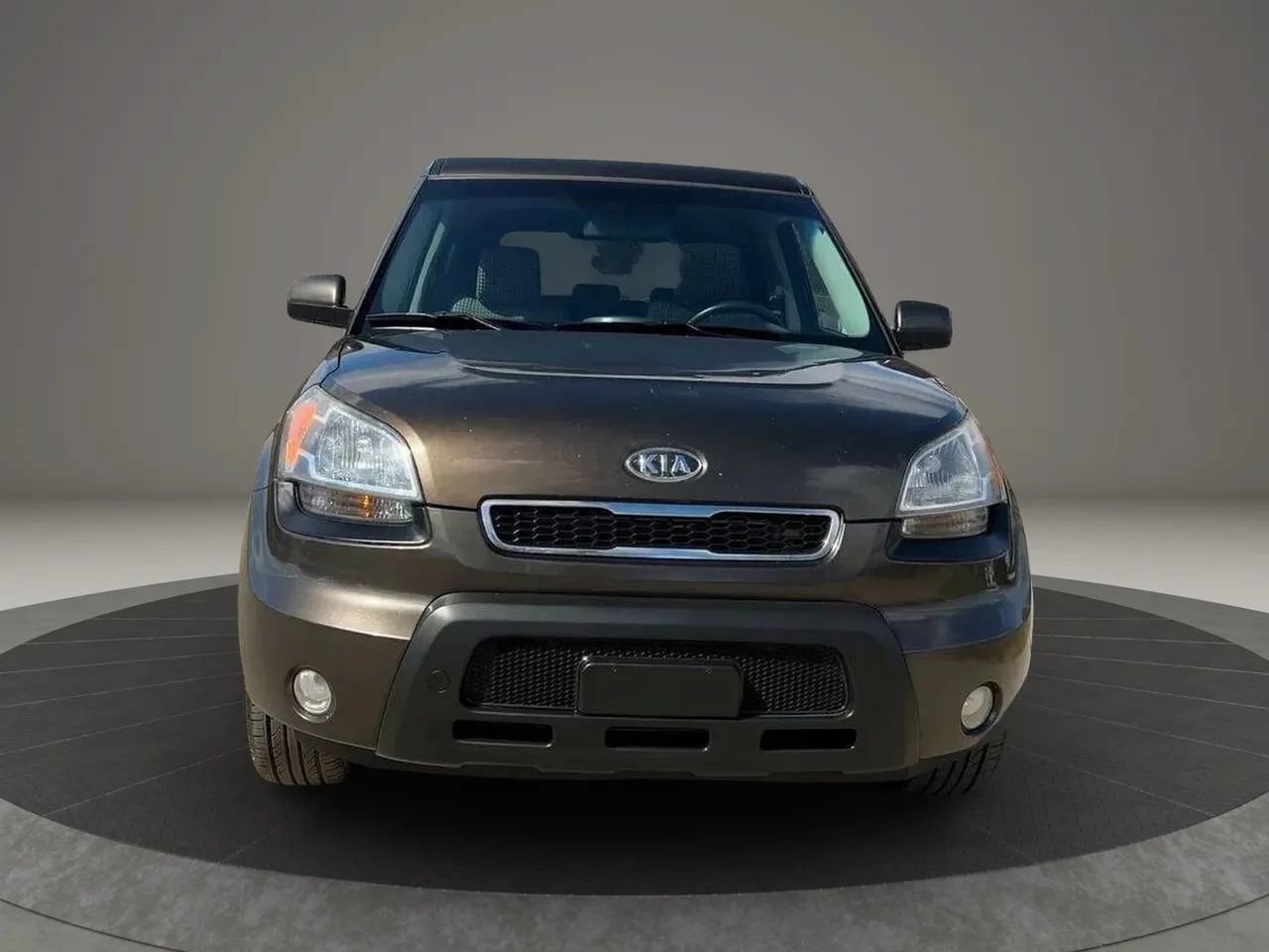 Used 2010 Kia Soul ! FWD image 2