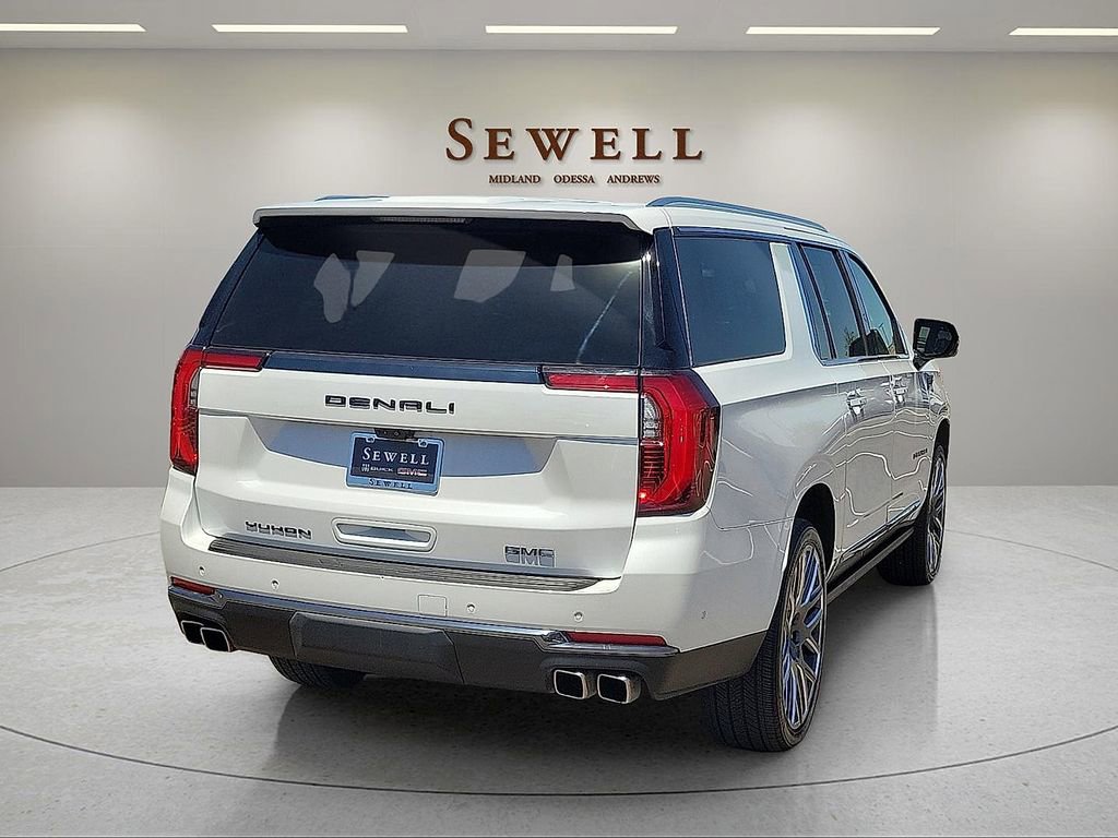 Used 2025 GMC Yukon XL Denali Ultimate AWD/4WD image 5