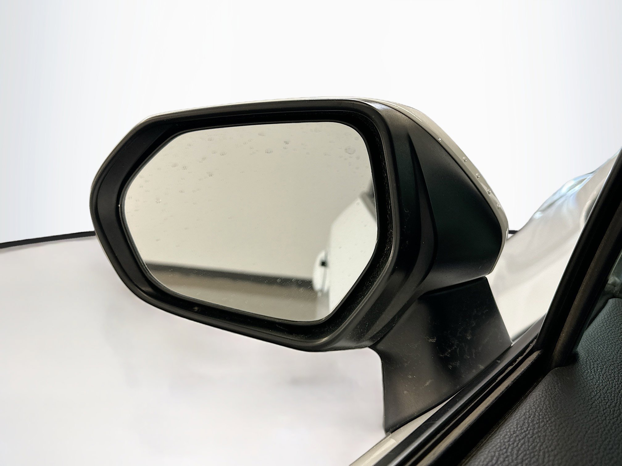 Used 2024 Toyota Corolla SE image 16