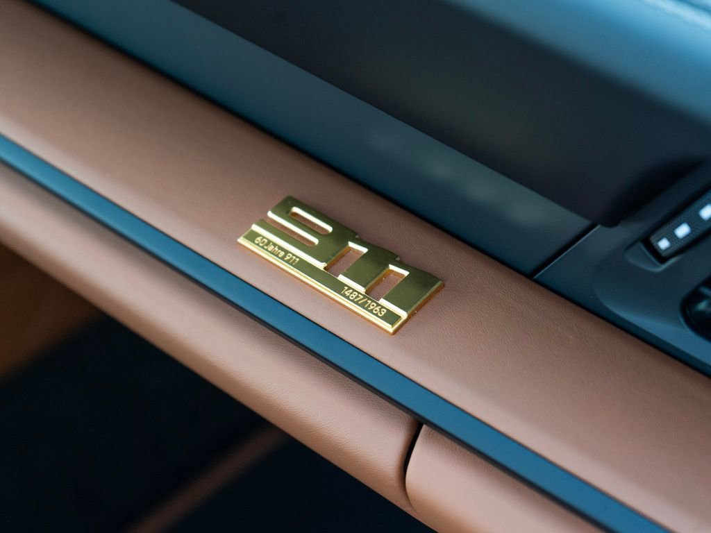 Certified 2024 Porsche 911 GT3 RS RWD image 30