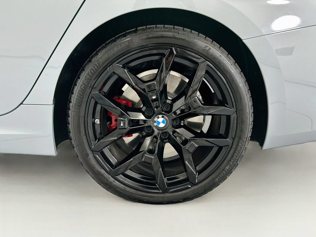 Used 2026 BMW 330i Sedan w/ M Sport Package RWD image 30