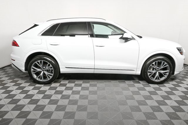 New 2025 Audi Q8 Premium video 2