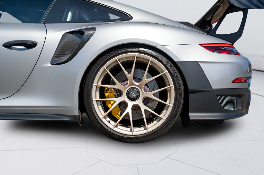 Used 2018 Porsche 911 GT2 RS RWD image 24