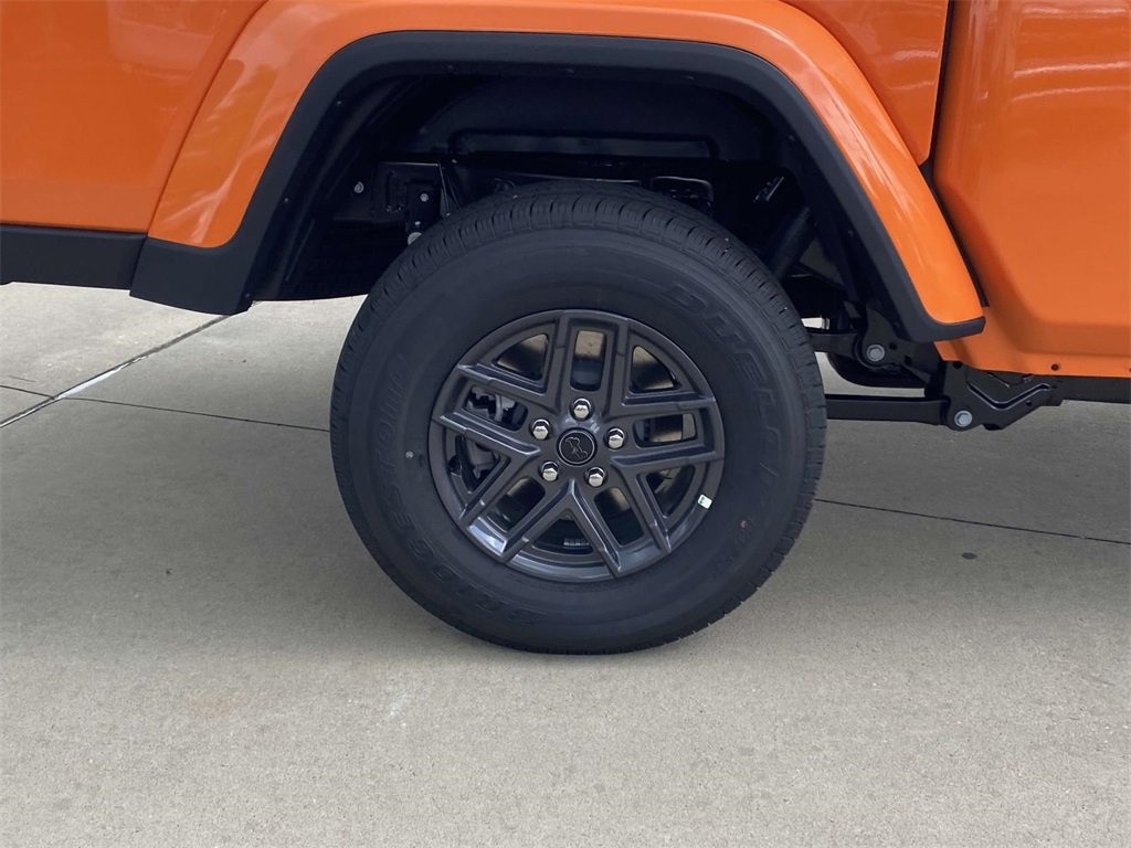 New 2025 Jeep Gladiator Sport image 37