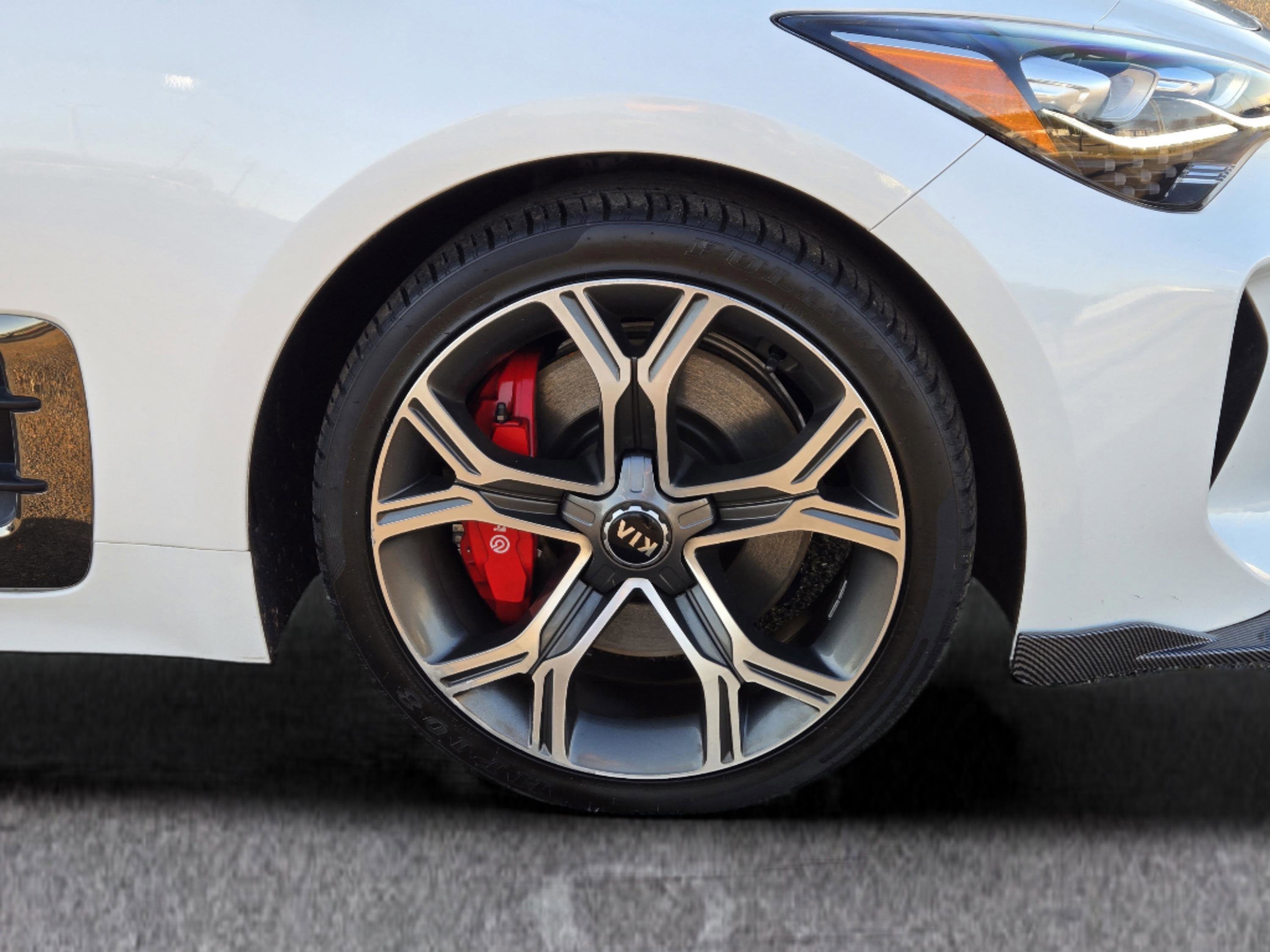 Used 2021 Kia Stinger GT2 image 4