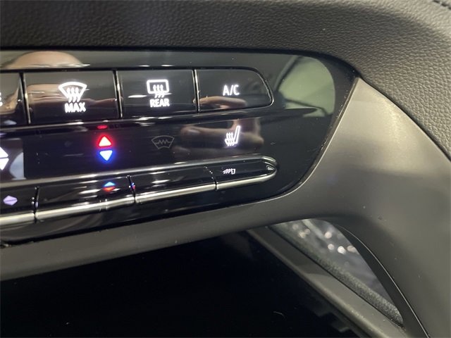 Certified 2023 Buick Envision Preferred w/ Sport Touring Package image 31