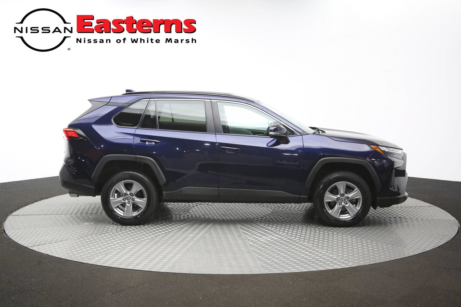 Used 2024 Toyota RAV4 XLE FWD image 43