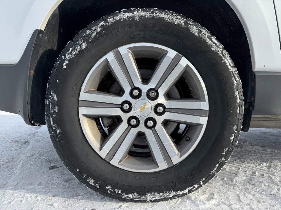 Used 2016 Chevrolet Traverse LT image 13