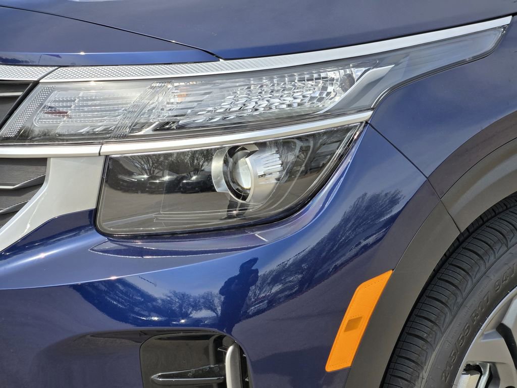 New 2026 Kia Seltos LX image 6