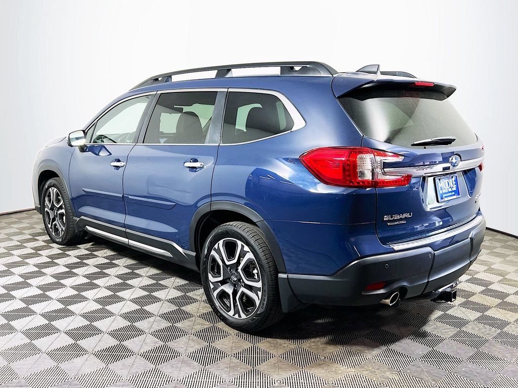 Used 2023 Subaru Ascent Touring AWD/4WD image 5