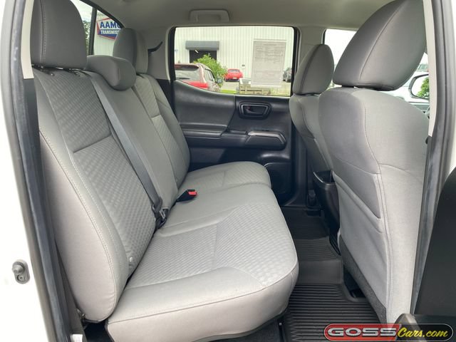Used 2022 Toyota Tacoma SR5 AWD/4WD image 7