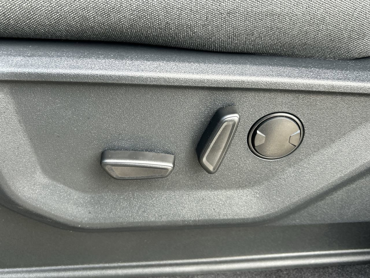 New 2025 Ford F150 XLT w/ Equipment Group 302A MID image 51