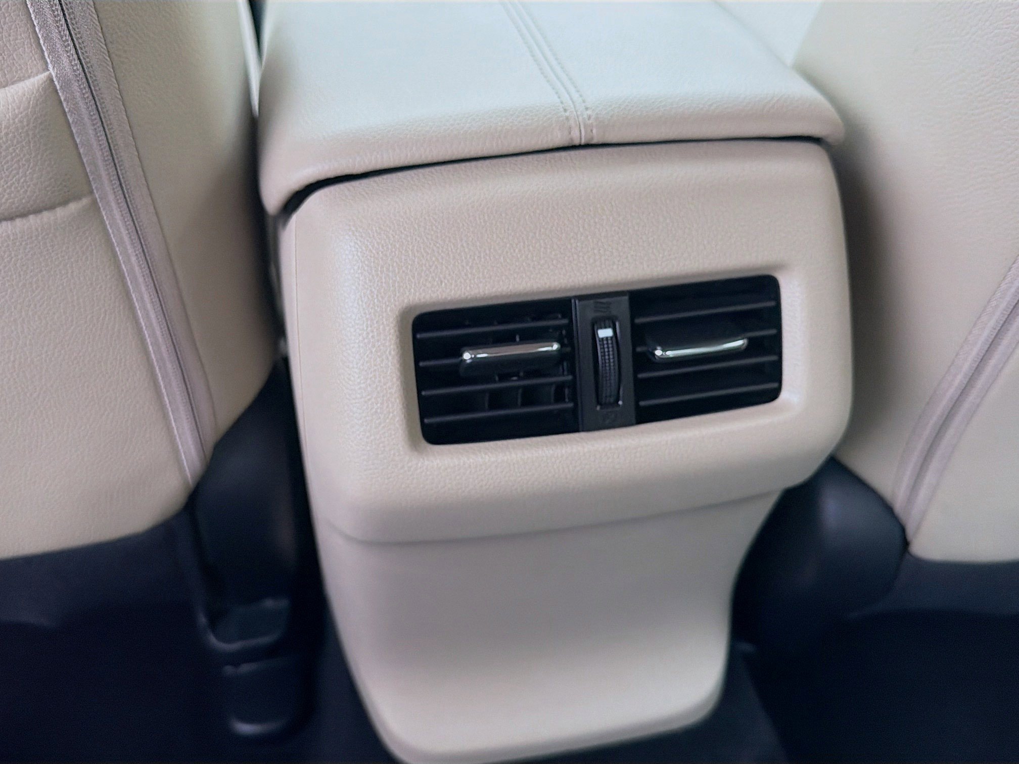 Used 2016 Honda Accord Touring image 23