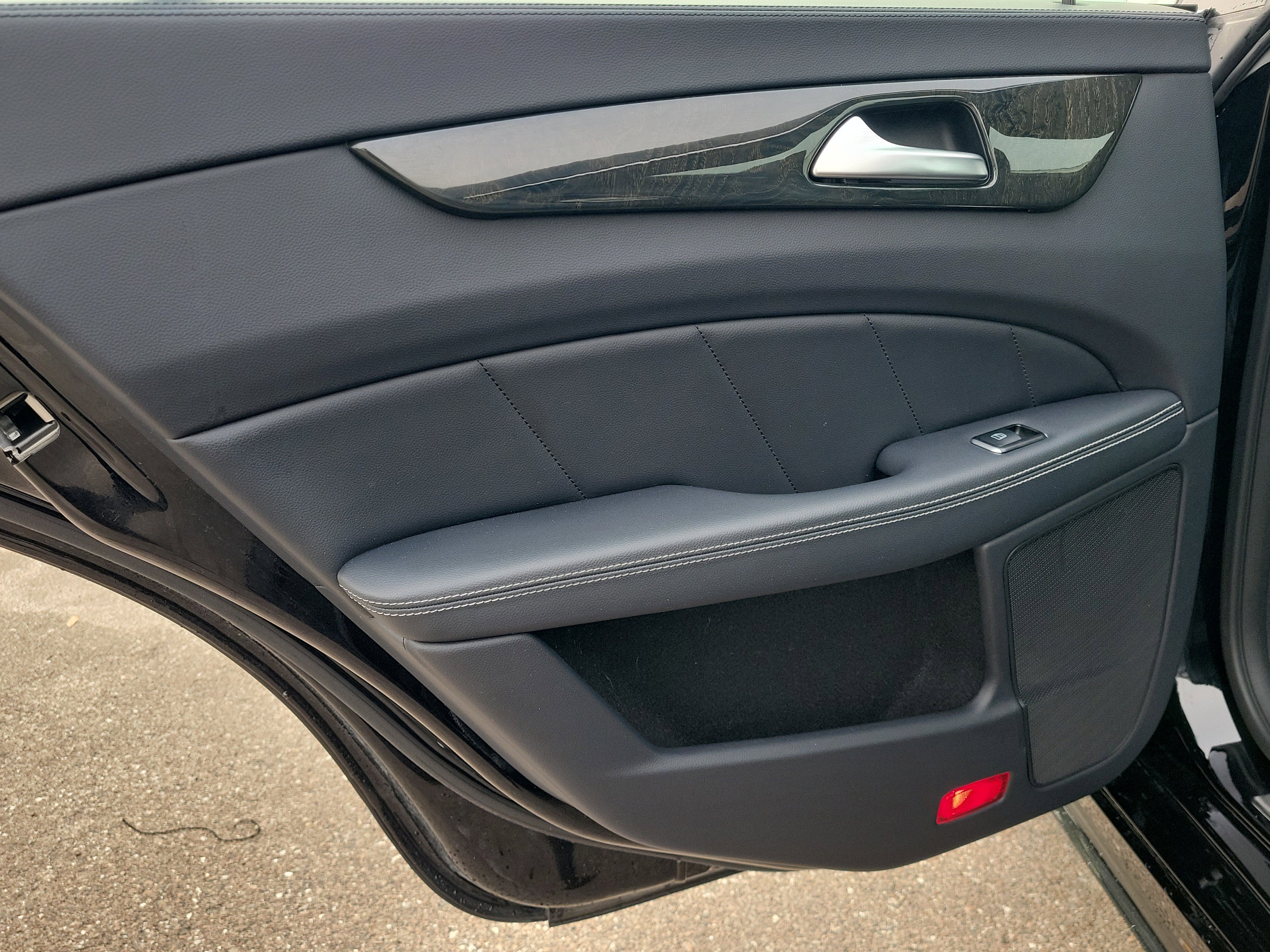 Used 2016 Mercedes-Benz CLS 400 image 12