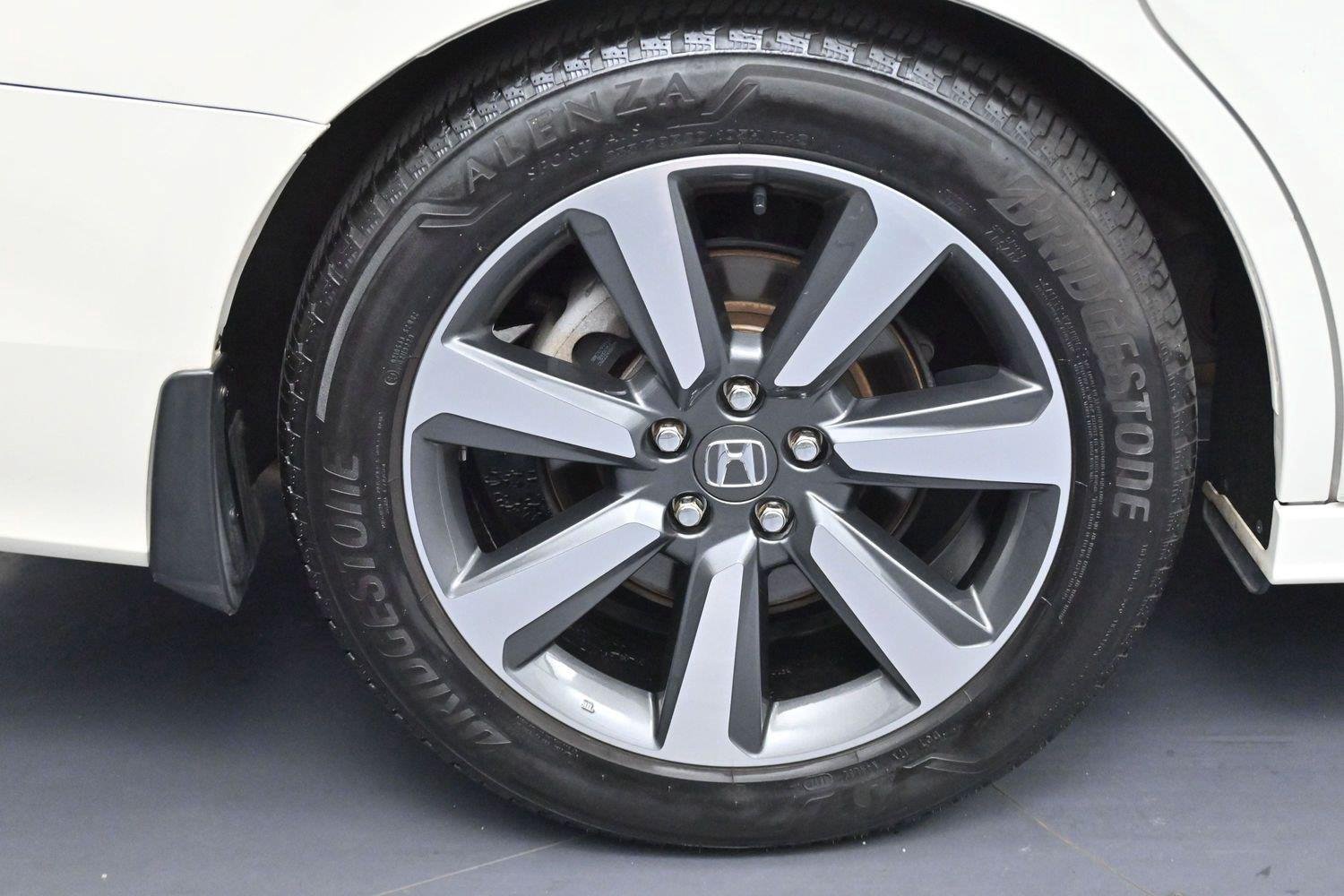 Used 2019 Honda Odyssey Touring image 40