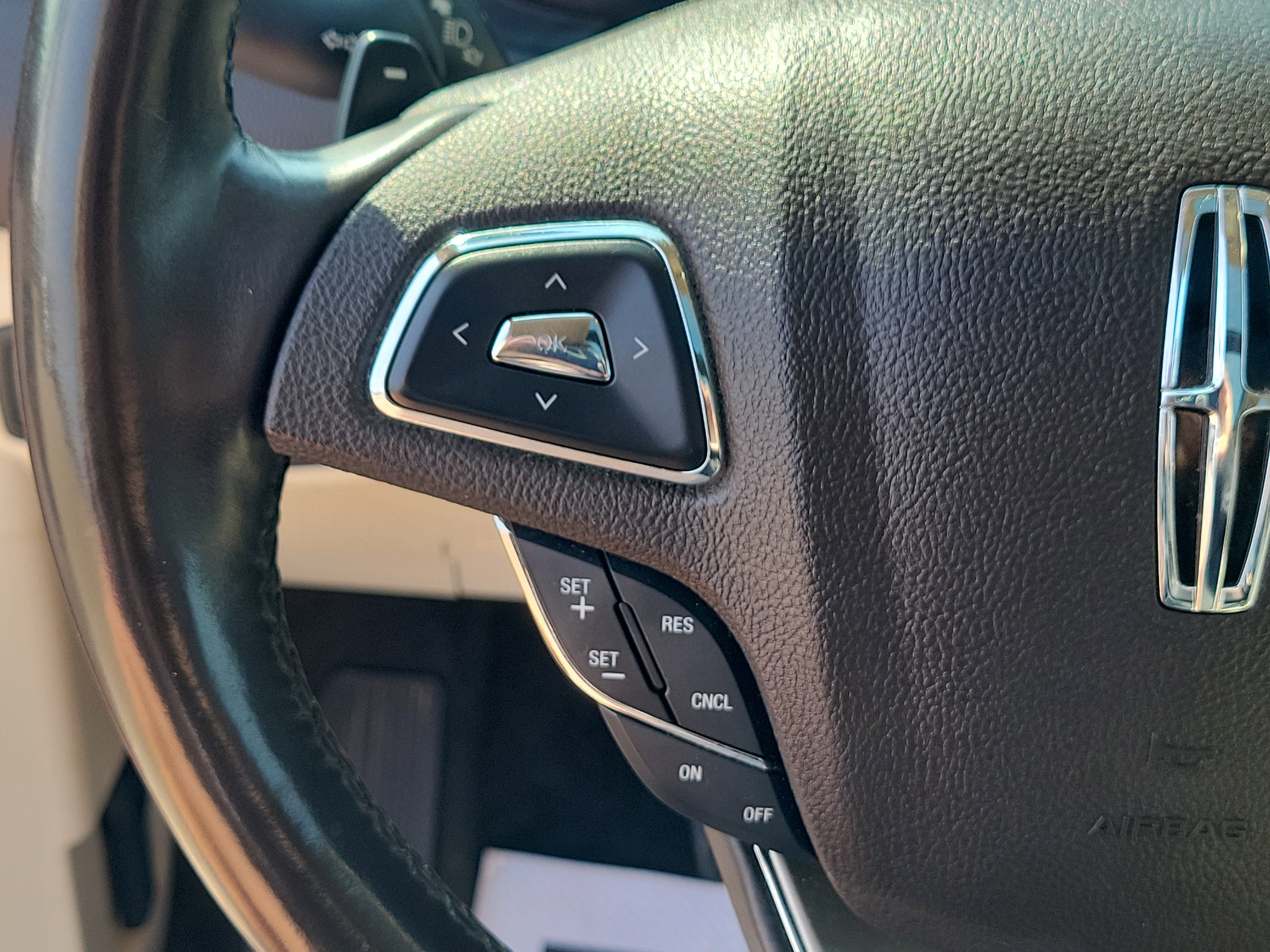 Used 2018 Lincoln MKC Select w/ Select Plus Package image 24