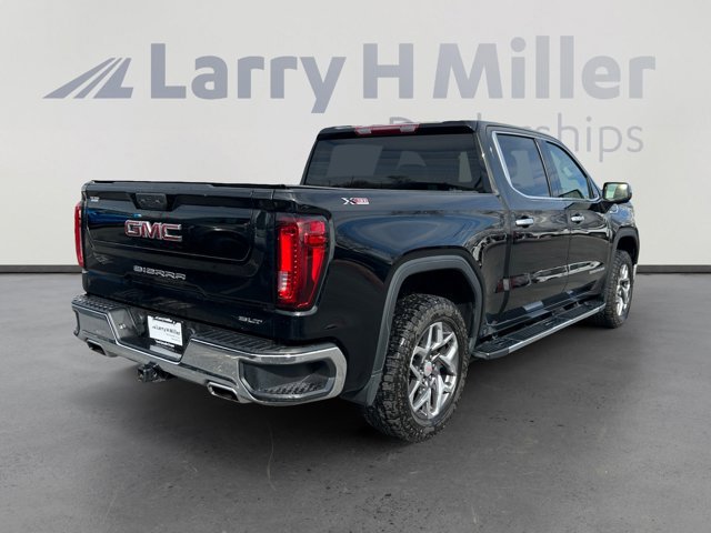 Used 2023 GMC Sierra 1500 SLT w/ SLT Premium Package image 5